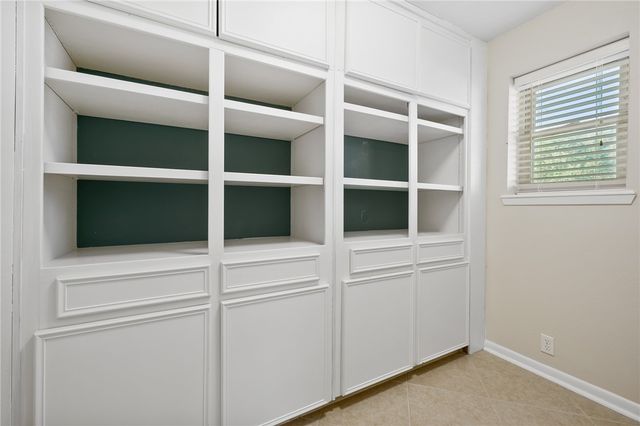 425 Seco Dr, Portland, TX 78374