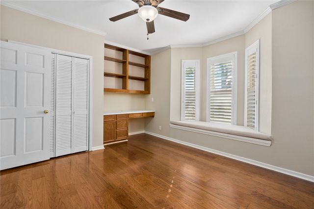 425 Seco Dr, Portland, TX 78374