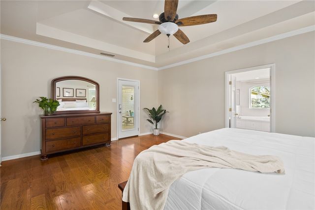 425 Seco Dr, Portland, TX 78374