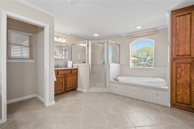 425 Seco Dr, Portland, TX 78374