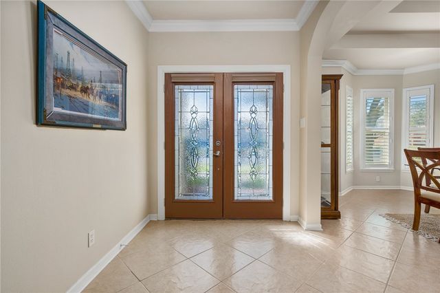 425 Seco Dr, Portland, TX 78374