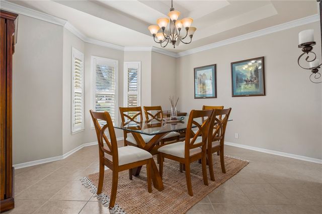 425 Seco Dr, Portland, TX 78374