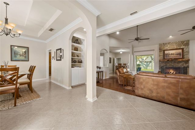 425 Seco Dr, Portland, TX 78374