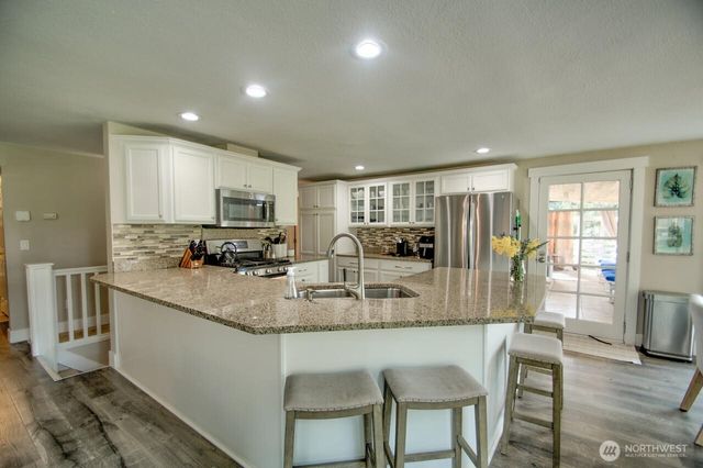 3535 Francis Drive SE, Olympia, WA 98503