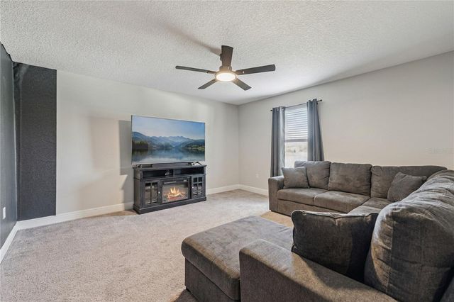 130 MACAULAY'S COVE, Haines City, FL 33844