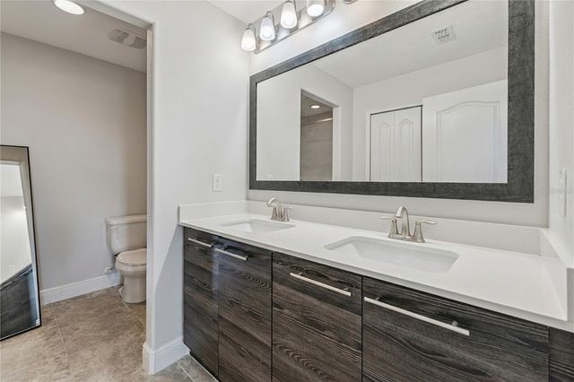 130 MACAULAY'S COVE, Haines City, FL 33844