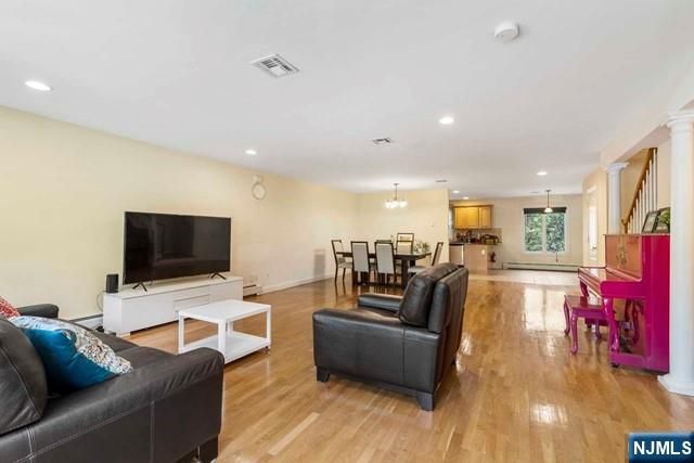 17 Skymark Court, Upper Saddle River, NJ 07458