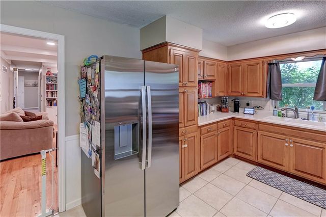 1335 SW Horizon Drive, Blue Springs, MO 64015