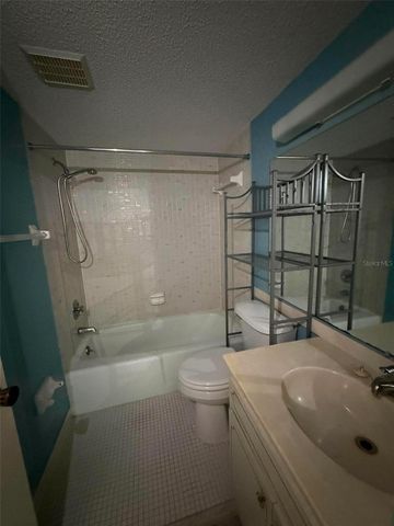 2536 CLUBHOUSE CIRCLE 202, Sarasota, FL 34232