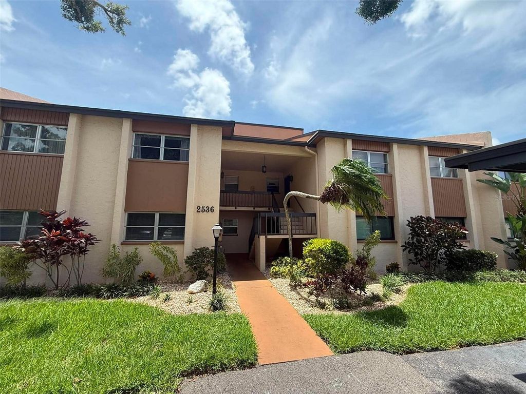 2536 CLUBHOUSE CIRCLE 202, Sarasota, FL 34232