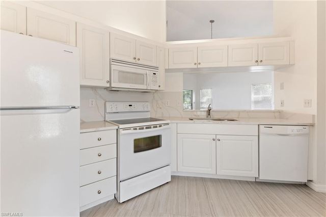 12081 Summergate CIR 204, Fort Myers, FL 33913