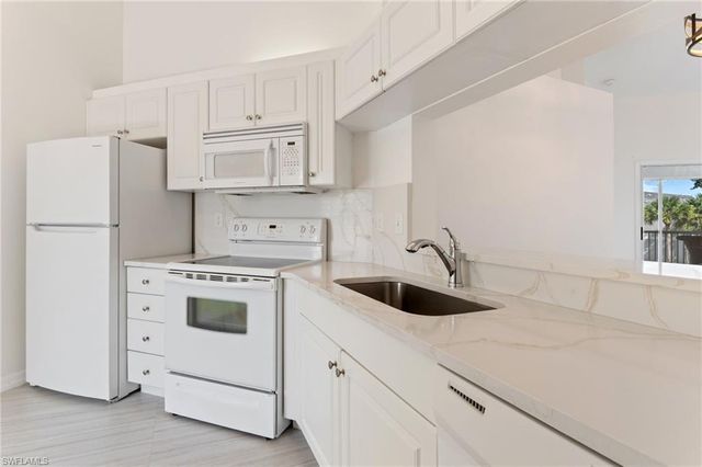 12081 Summergate CIR 204, Fort Myers, FL 33913