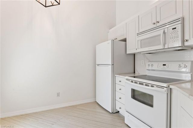 12081 Summergate CIR 204, Fort Myers, FL 33913