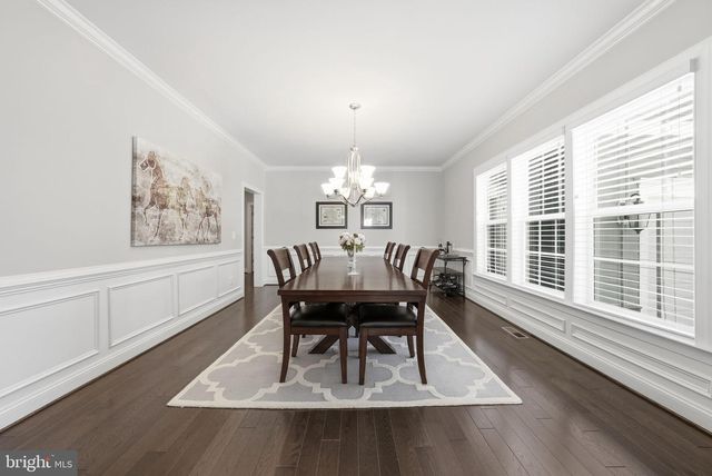 10718 SPRUCE ST, Fairfax, VA 22030