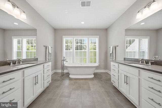 10718 SPRUCE ST, Fairfax, VA 22030