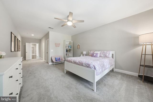 10718 SPRUCE ST, Fairfax, VA 22030