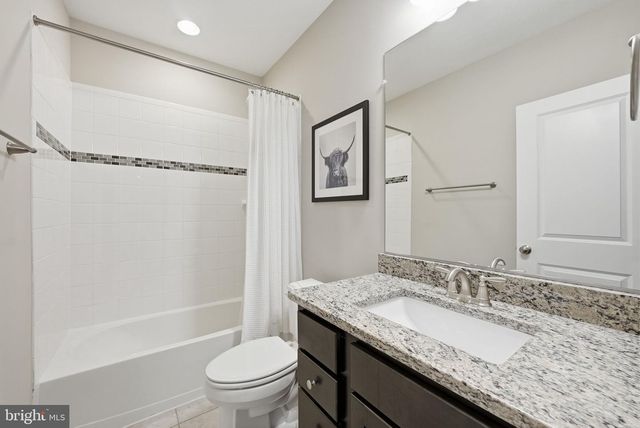 10718 SPRUCE ST, Fairfax, VA 22030