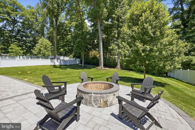 10718 SPRUCE ST, Fairfax, VA 22030