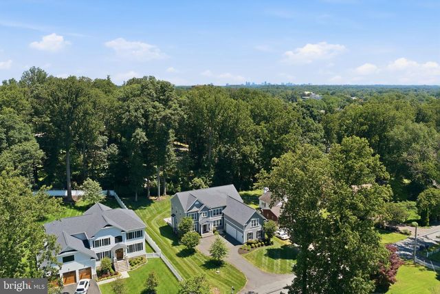 10718 SPRUCE ST, Fairfax, VA 22030