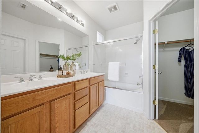 1001 Ferry Cir, Folsom, CA 95630