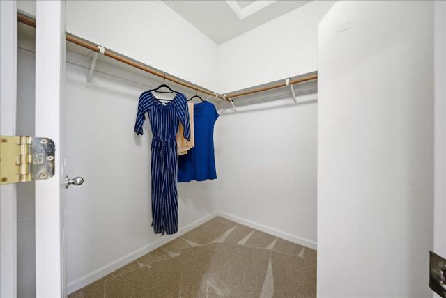 1001 Ferry Cir, Folsom, CA 95630