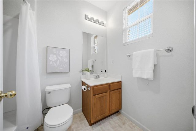 1001 Ferry Cir, Folsom, CA 95630