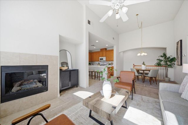 1001 Ferry Cir, Folsom, CA 95630