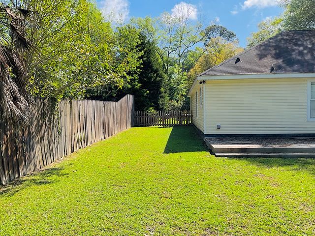 351 N N Park Ave, Dothan, AL 36303