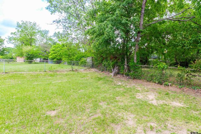 849 Palmer Ave, Tyler, TX 75701