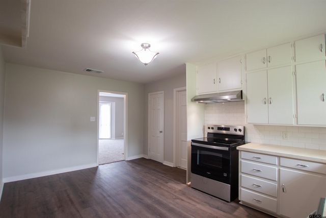 849 Palmer Ave, Tyler, TX 75701