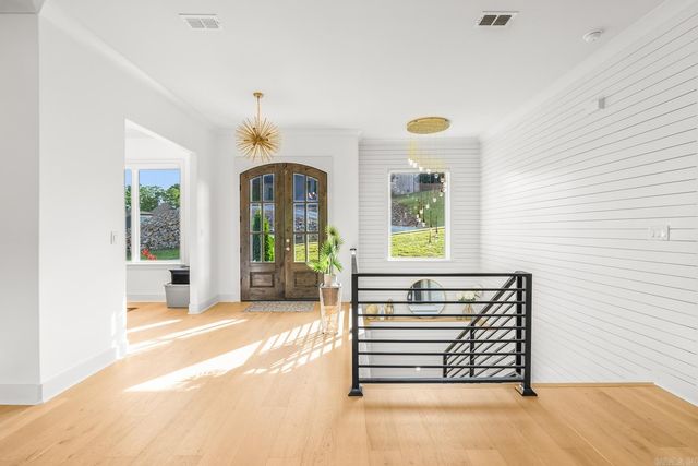 25 Falstone Drive, Little Rock, AR 72223