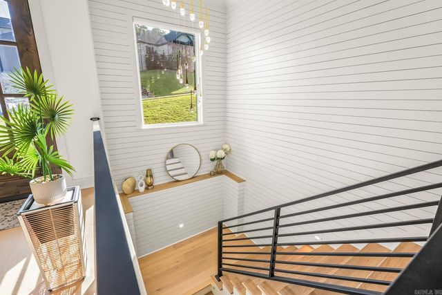 25 Falstone Drive, Little Rock, AR 72223