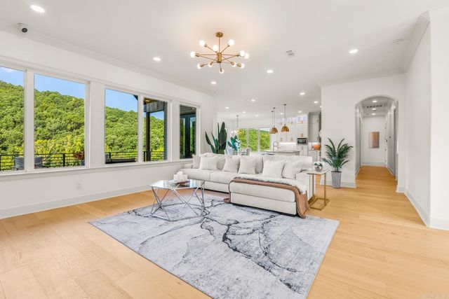 25 Falstone Drive, Little Rock, AR 72223