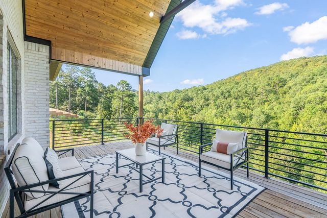 25 Falstone Drive, Little Rock, AR 72223