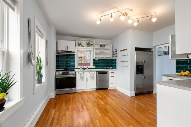 7 Meacham St, Somerville, MA 02145