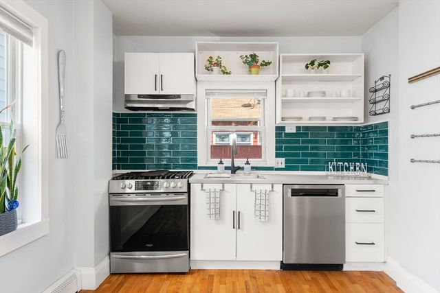 7 Meacham St, Somerville, MA 02145