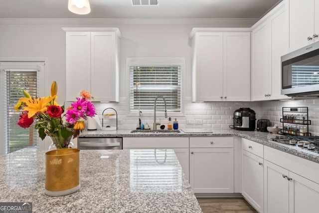 312 Garnet Drive, Acworth, GA 30101