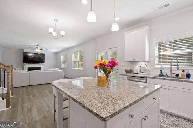 312 Garnet Drive, Acworth, GA 30101