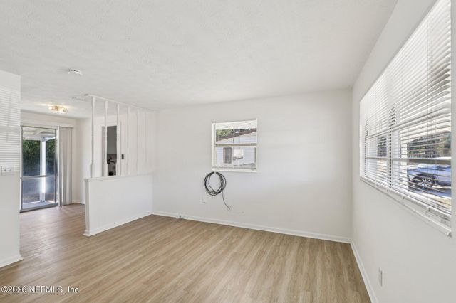 502 VALDERIA Drive, Orange Park, FL 32073