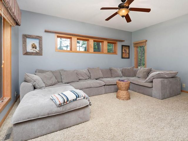 140 Lakeview Terrace Boulevard, Waconia, MN 55387