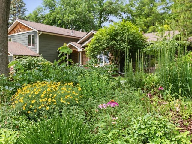 140 Lakeview Terrace Boulevard, Waconia, MN 55387