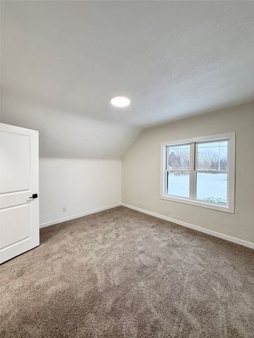 1103 Pleasant View Drive, Des Moines, IA 50315