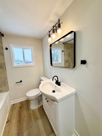 1103 Pleasant View Drive, Des Moines, IA 50315