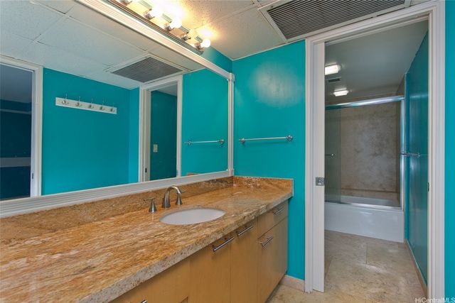 1600 Ala Moana Boulevard 2808, Honolulu, HI 96815