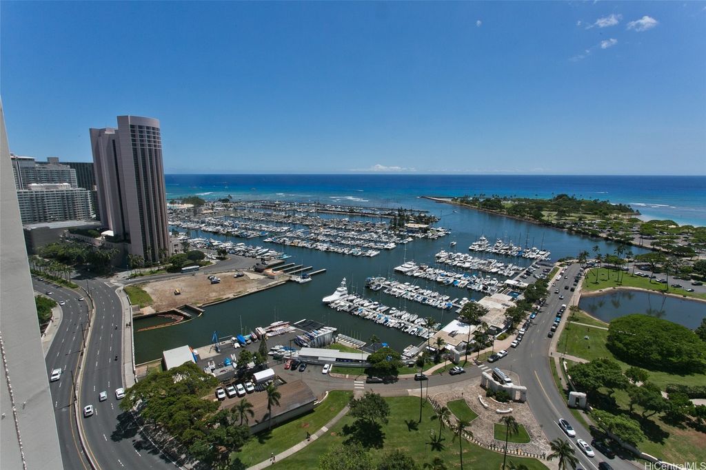 1600 Ala Moana Boulevard 2808, Honolulu, HI 96815
