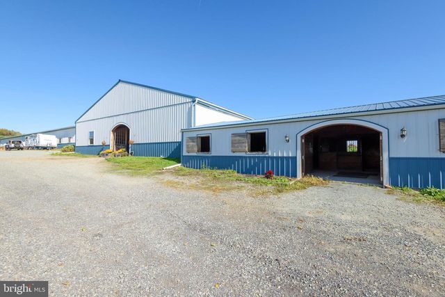 845 WATERWAY RD, Oxford, PA 19363