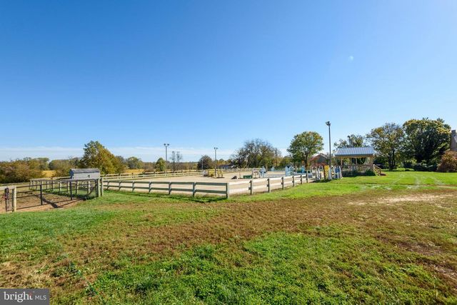 845 WATERWAY RD, Oxford, PA 19363