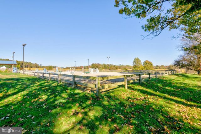 845 WATERWAY RD, Oxford, PA 19363