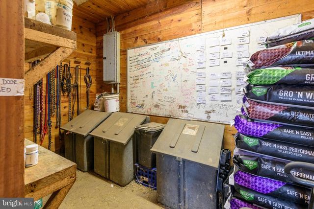 845 WATERWAY RD, Oxford, PA 19363