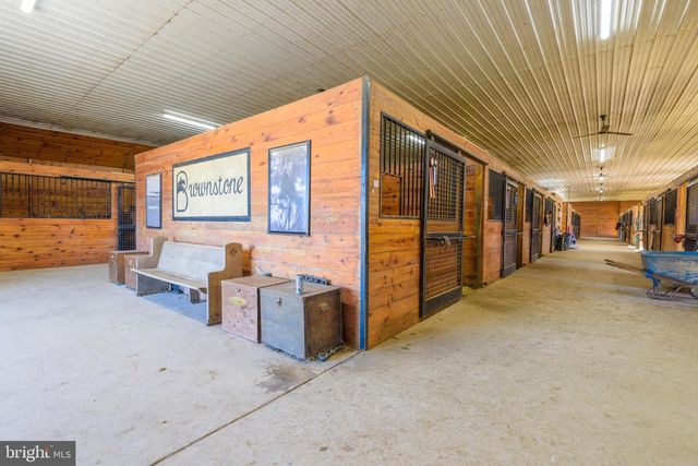 845 WATERWAY RD, Oxford, PA 19363